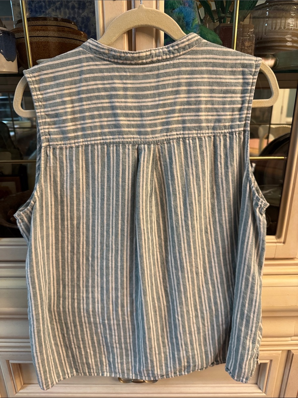 Casa Cabana Green Striped Sleeveless Button-Down Shirt - Picture 5 of 6